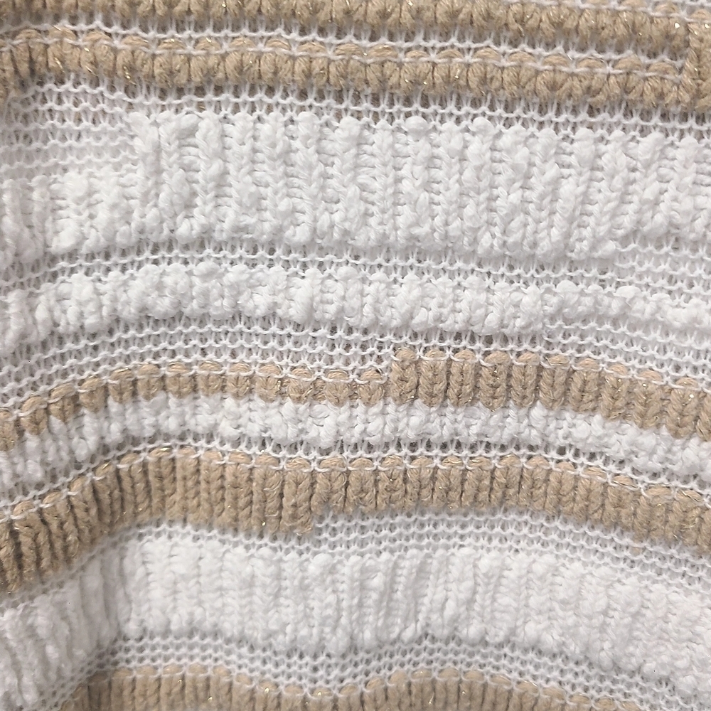 Ana Sweater size L - Picture 4 of 4